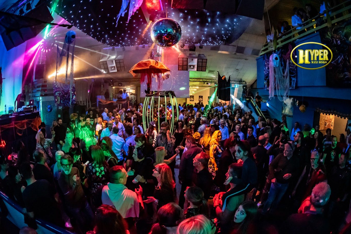 Discoteca Hyper Maxi Disco
